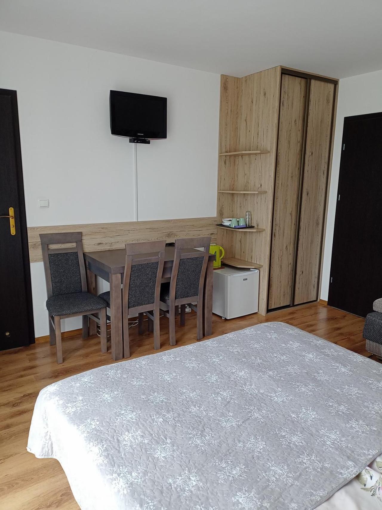 Villa Over Lake ミエルノ 部屋 写真